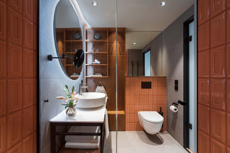 Bathroom 9
