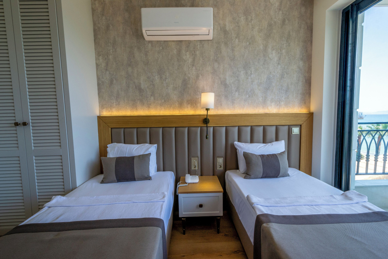 Bedroom 2, De Manor Hotel, Alanya