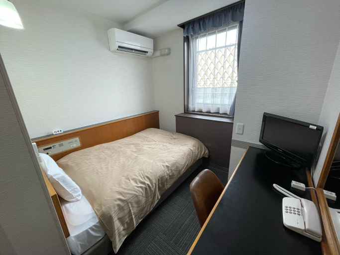 Bedroom 2, Terminal Hotel Matsuyama, Matsuyama