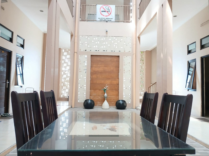 Others 3, RedDoorz Syariah near Masjid Al-Aqsha Klaten, Klaten