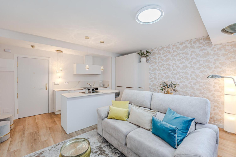 5, Apartamentos Centro Colon, Madrid