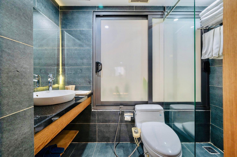 Bathroom 4, John Boutique Villa, Da Nang