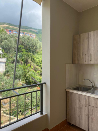 Others 3, Kamina Serviced Apartments, Vlorës