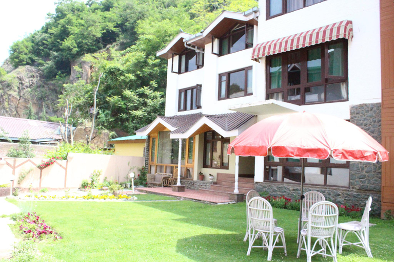 Others 5, Hotel Riviera, Srinagar