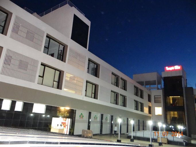 Exterior & Views 1, Temple View Hotel, Ahmadnagar