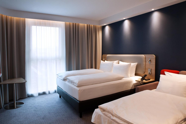 Bedroom 13