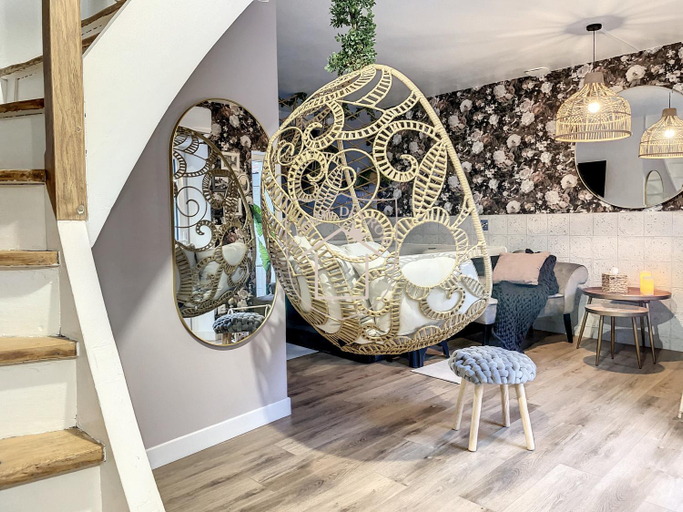 Others 5, La Romantique des Rois - Jacuzzi & Sauna prives, Essonne