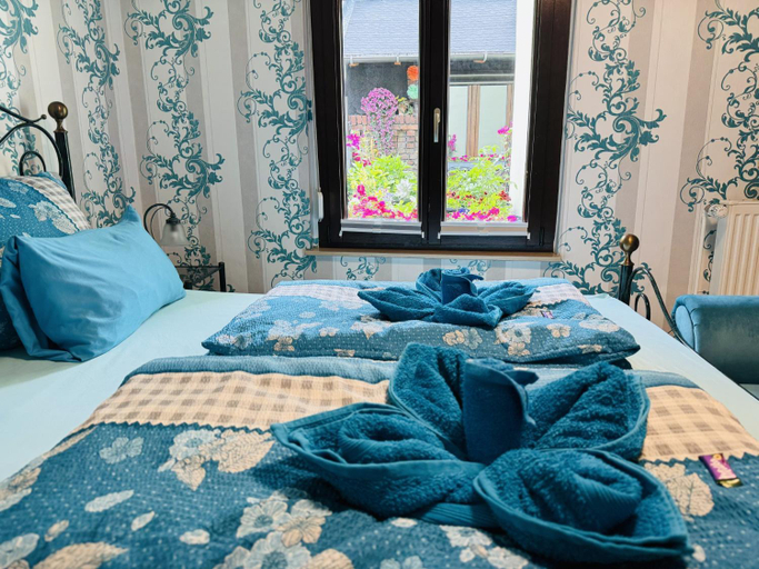 Bedroom 12