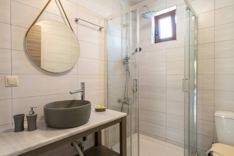 Bathroom 4, Liatiko Villa, Crete