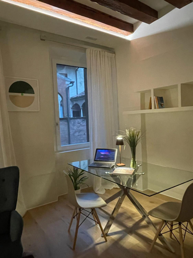 Others 5, Diana's luxury guest house, Padua