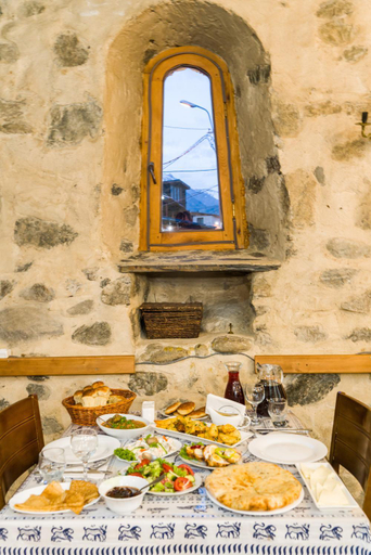 Food & Drinks 5, Hotel Old Seti, Mestia