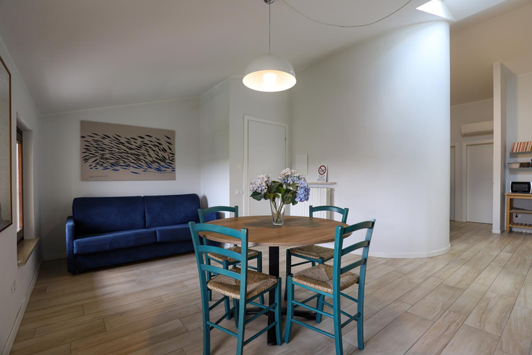 Others 2, Le Querce Apartments, Verona