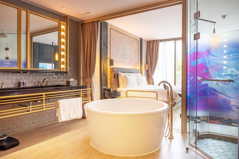 Bathroom 15