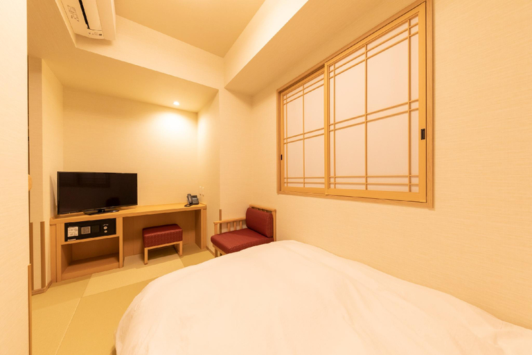 Bedroom 23