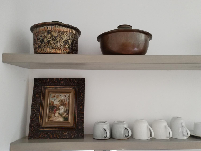 Others 2, Oxalis Villas, Attica