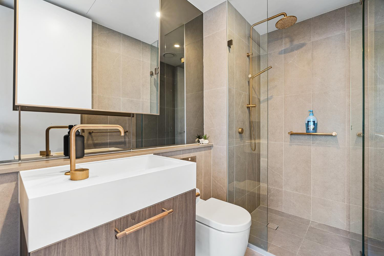 Bathroom 3, Sky Garden On The Glen, Melbourne