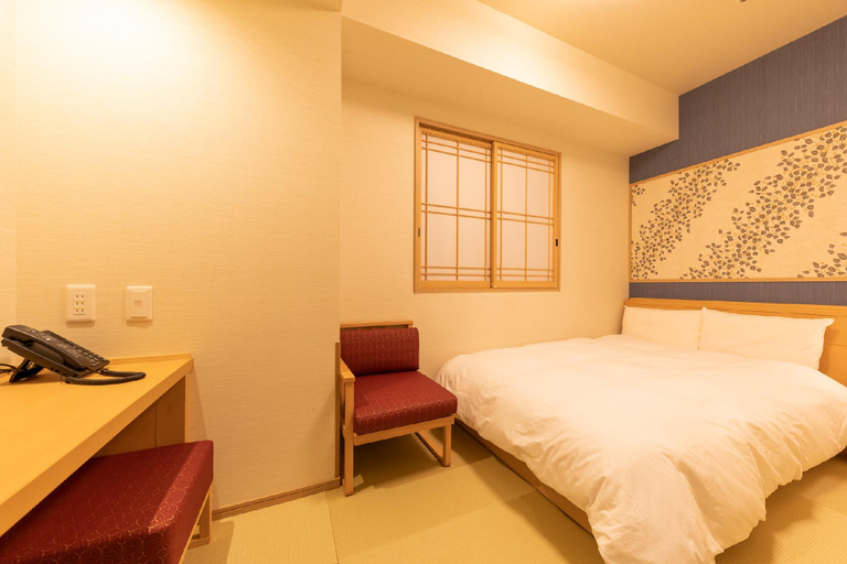 Bedroom 24