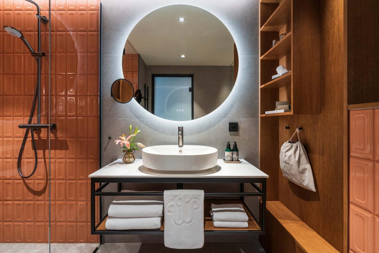 Bathroom 7