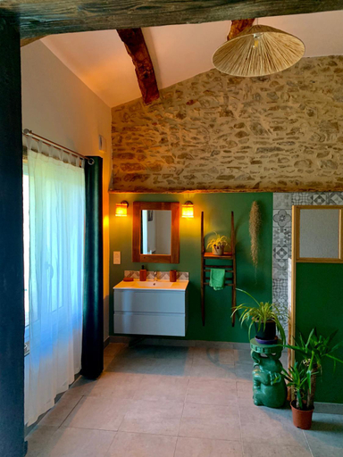 Bedroom, Chambre Jungle vue sur la campagne a 15min d'Albi, Tarn
