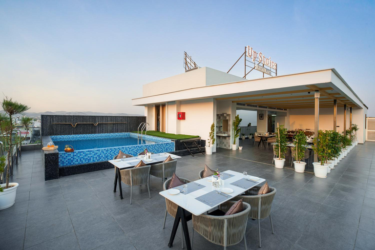 Food & Drinks 5, 7 Rays Hotel, Udaipur