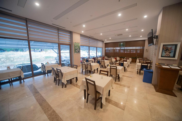 Food & Drinks 5, Grand İtimat Hotel, Merkez