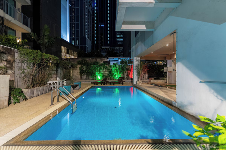 Sport & Beauty 4, Journeyhub Bangkok Sukhumvit 26, Khlong Toey