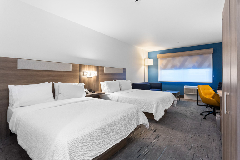 Holiday Inn Express & Suites WACO DOWNTOWN by IHG Room Type - 2 Queen Standard Communications Mobility Accessible Holiday Inn Express & Suites WACO DOWNTOWN by IHG Room Type - 2 Queen Standard Communications Mobility Accessible