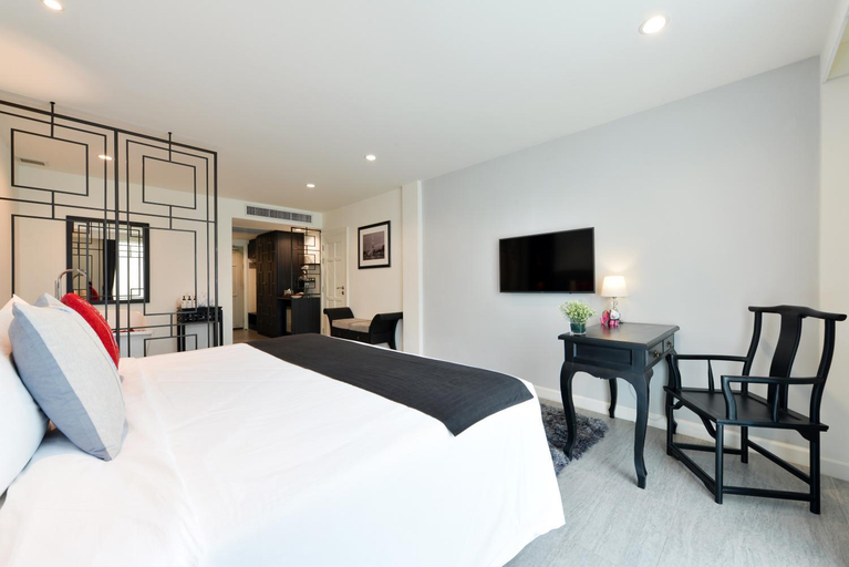 Bedroom 13