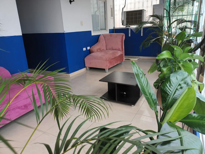 Others 5, Casa Mango, Santiago de Cali