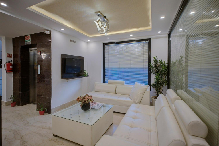 Public Area, BlueNeck Sec 40 Unitech Cyber Park Gurugram, Gurgaon