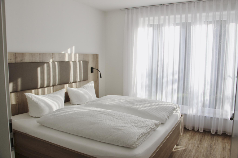 Bedroom 2, WeberHof Appartements, Spree-Neiße