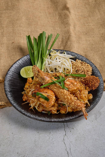 Food & Drinks 5, Poonsuk Place Hotel, Bangkok Yai