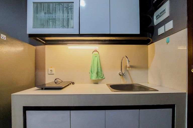 Others 2, Luxury Studio at Springwood Residence Tangerang Apartment By Travelio, Tangerang