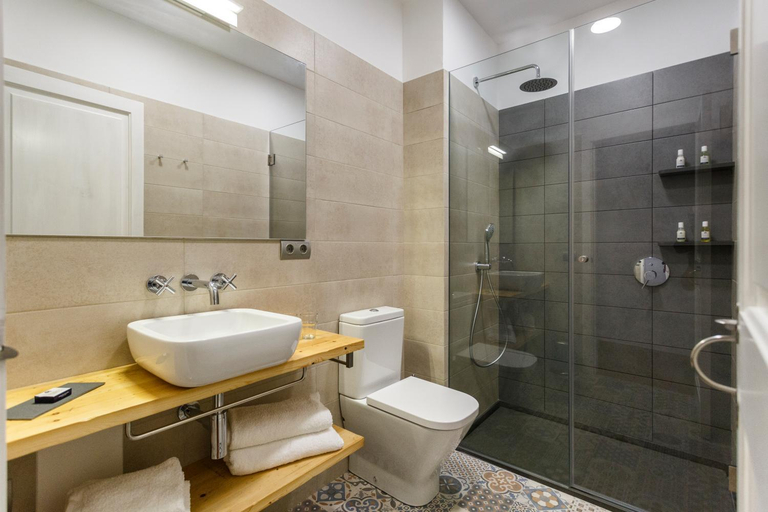 Bathroom, Petit Hotel 5 Fars, Baleares