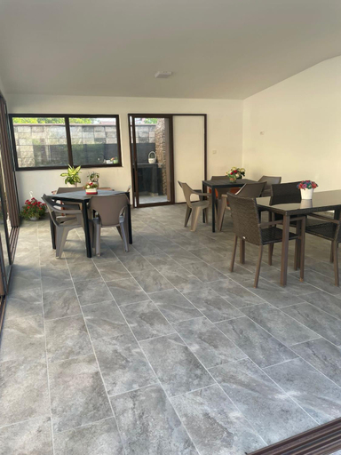 Others 3, Casa Zanfir, Costinesti