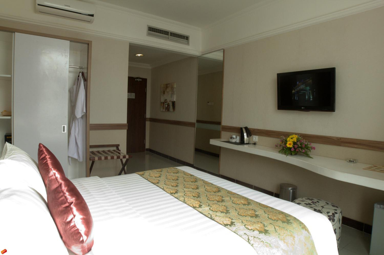 Bedroom 21