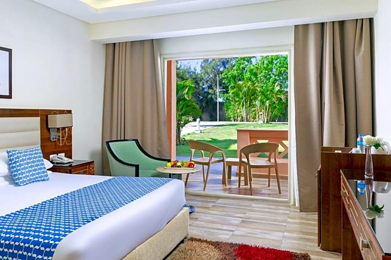 Bedroom 3, Beach Albatros Resort - Hurghada, Al-Ghurdaqah