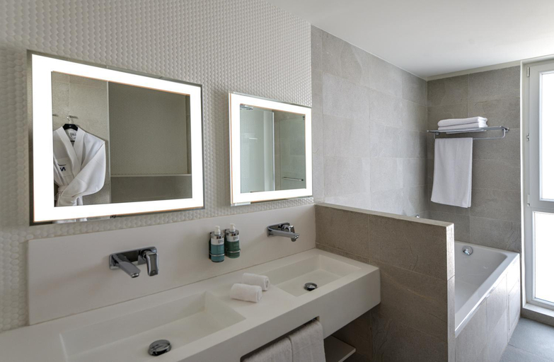 Bathroom 5, Novotel Lubumbashi, Lubumbashi