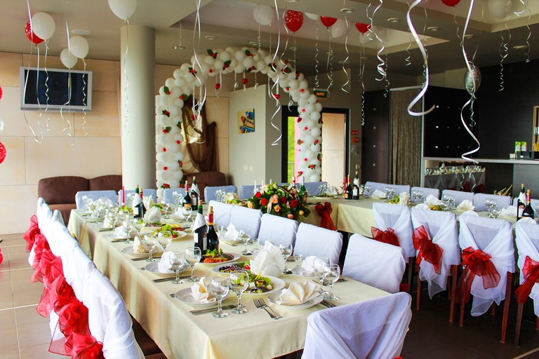 Food & Drinks 4, Lavola, Vyborgskiy rayon