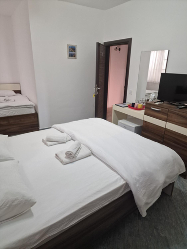 Others 5, Rooms Dana Old Town Budva