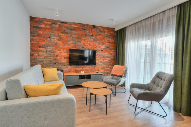 Others 5, Apartments Proforma