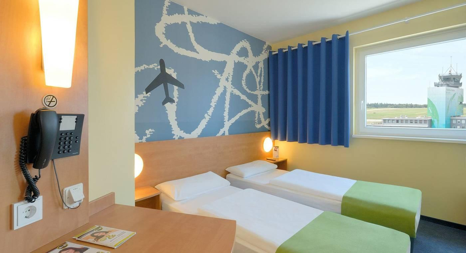 Bedroom 4, B&B Hotel Frankfurt-Hahn Airport, Rhein-Hunsrück-Kreis