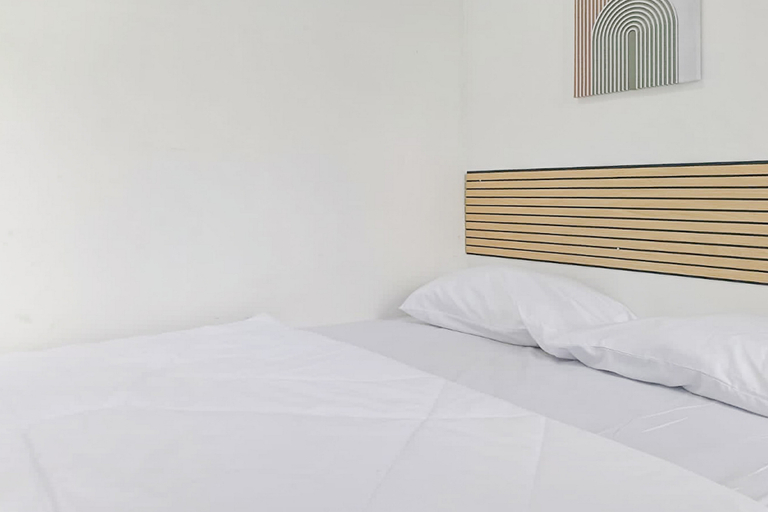 Bedroom 2, RedDoorz near Universitas Hasanuddin Makassar, Makassar