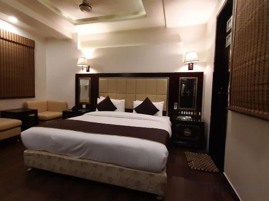 Others 5, New Orange Tree Intercity Hotel, West