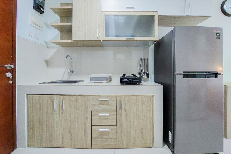 Others 2, Simply Look Studio Room Springwood Residence Tangerang Apartment By Travelio, Tangerang