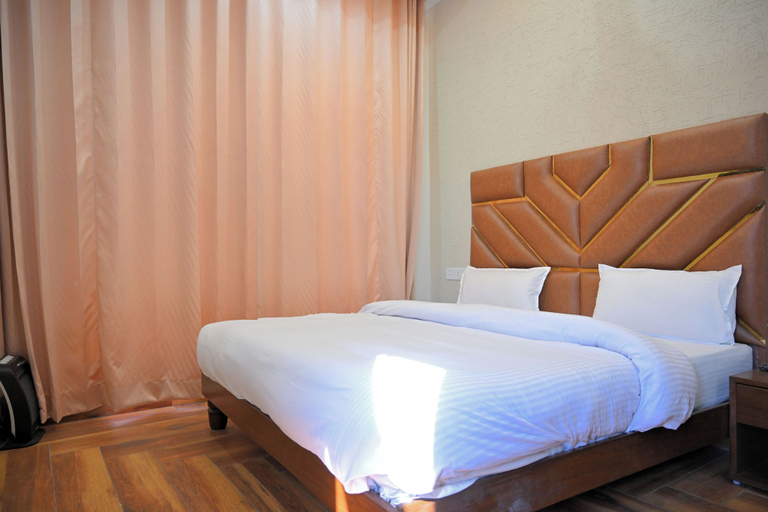 Bedroom 5, Mountain Vista, Solan
