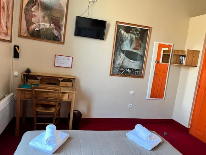 Others 5, Hotel Le Colbert, Vaucluse