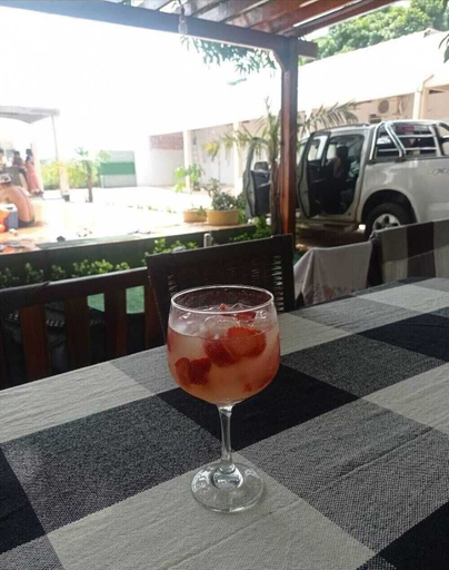 Food & Drinks