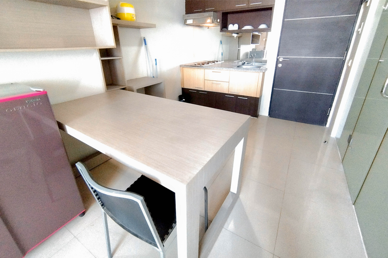 Others 2, Modern Cozy Studio at The Square Surabaya Apartment By Travelio, Surabaya