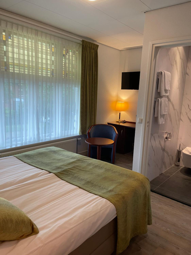 Bedroom, Hotel Lemmer, Lemsterland